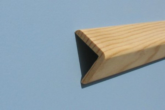 Prekės nuotrauka Kampas medinis išorinis PUŠIS 30 x 30 mm