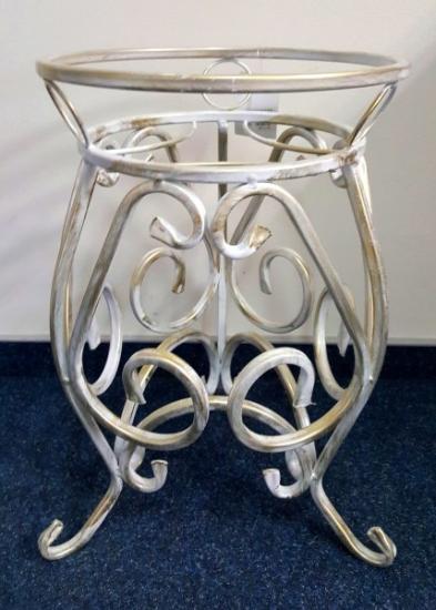 Prekės „Gėlių stovas 10-1156B 42 x 28 cm  IŠPARDUOTA“ paveikslėlis