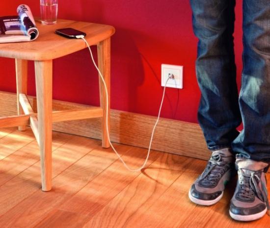 Prekės „Kištukinis lizdas USB kroviklis be rėmelio IUK-2-01 Epsilon baltos spalvos Liregus IŠPARDUOTA“ paveikslėlis