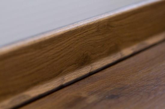 Prekės „PVC grindjuostė GraboProfil Hard-Foam 2106 Eleria (60*2200mm) IŠPARDUOTA“ paveikslėlis