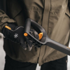 Prekės nuotrauka Kastuvas sniegui teleskop.X-series Fiskars  IŠPARDUOTA