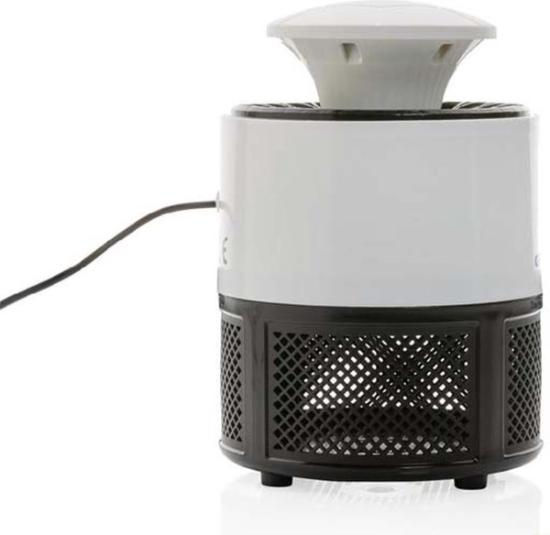 Prekės „Prietaisas nuo vabzdžių elektrinis 6 LED Grundig IŠPARDUOTA“ paveikslėlis