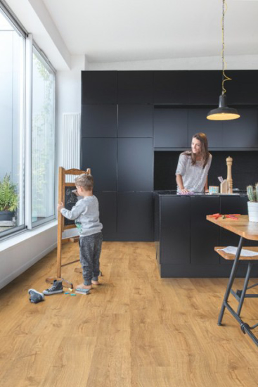 Prekės nuotrauka Vinilinės grindys Quick-Step, Autumn ąžuolas medaus spalvos , AVMPU40088, 1494x209x5+1mm, 33 klasė, su užraktu ir su paklotu, Bloom kolekcija