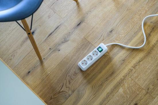 Prekės „Ilgintuvas Eco-Line 3 lizdų 3 m su jungikliu, 3G1,5 baltas Brennenstuhl“ paveikslėlis