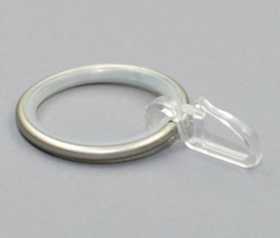 Prekės „Karnizo žiedas metalinis, šviesiai matinės sidabro spalvos su segtukais 25 mm 10 vnt“ paveikslėlis