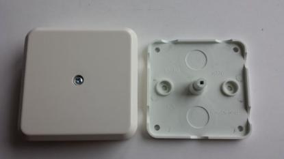 Prekės „Dėžutė paskirstymo PMD 81 x 81 x 27 mm B Liregus“ paveikslėlis
