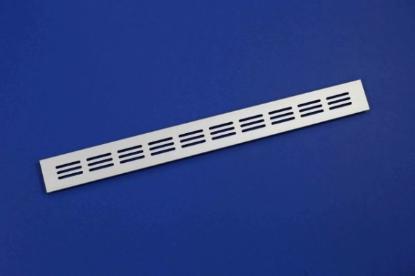 Prekės „Grotelės ventiliacinės aliuminės 40 x 300 mm sidabro spalvos Europlast“ paveikslėlis