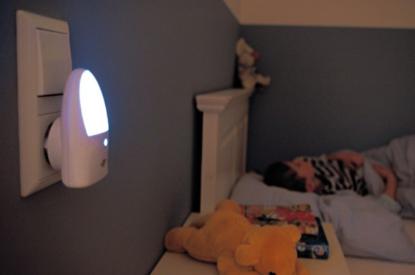 Prekės „Žibintas LED naktinis OL 02 su prieblandos jutikliu“ paveikslėlis