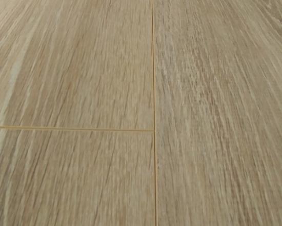 Prekės „Laminuota grindų danga 88VA/2987 WG 1380 x 193 x 8 mm V4 AC4“ paveikslėlis