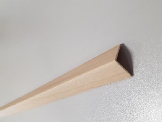 Prekės „Kampas PVC apdailai išorinis Šviesus klevas 20 x 20 mm 2,75 m“ paveikslėlis