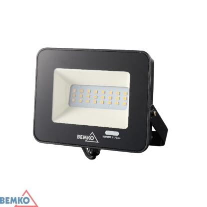 Prekės „Prožektorius LED su judesio davikliu 20W C64-S-LFM-020BL 5K Bemko“ paveikslėlis