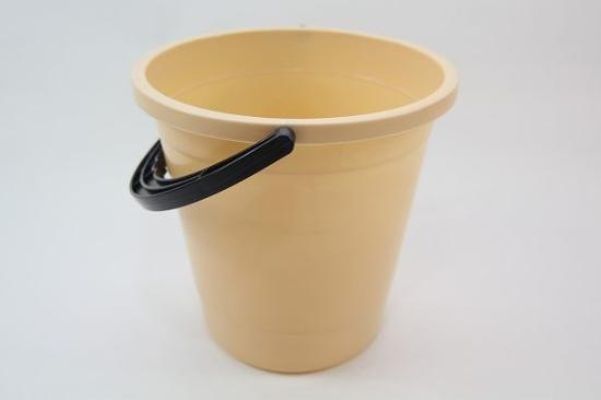Prekės „Kibiras plastikinis su dangčiu 8 l 10631“ paveikslėlis
