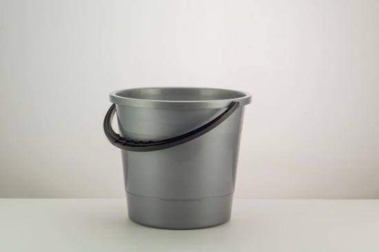 Prekės „Kibiras plastikinis su dangčiu 8 l 10631“ paveikslėlis