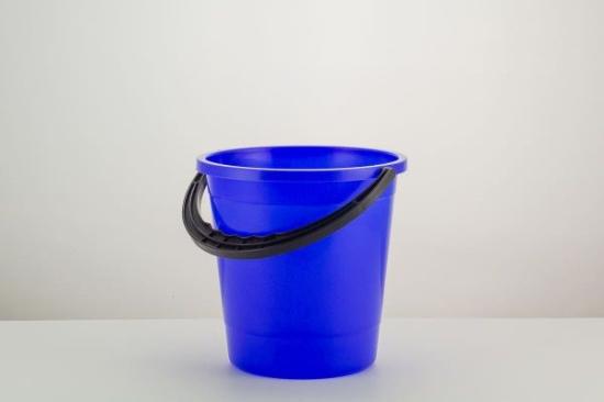Prekės „Kibiras plastikinis su dangčiu 8 l 10631“ paveikslėlis