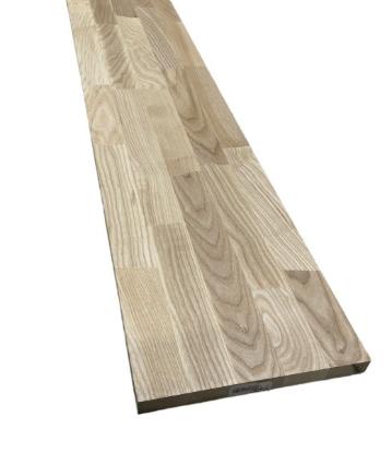 Prekės „Pakopės laiptų uosis dygiuota 20x215x1200mm“ paveikslėlis