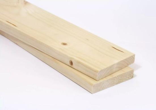 Prekės „Lenta medinė EGLĖ HR40 18x95x3000mm obliuota“ paveikslėlis