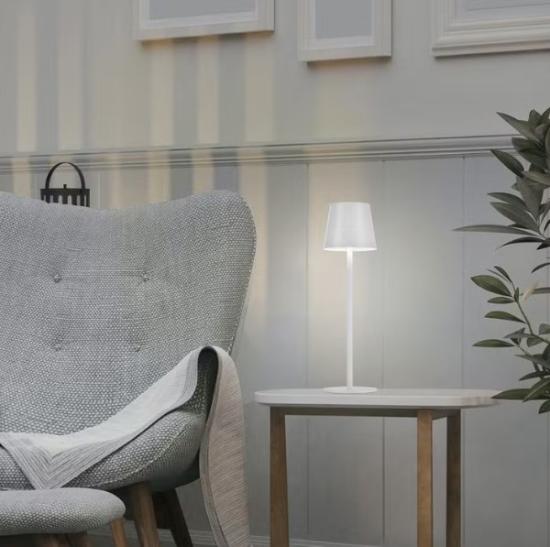 Prekės „Įkraunamas LED stalinis šviestuvas, 3.5W, 400lm, šiltai balta 3000K, baltos spalvos“ paveikslėlis