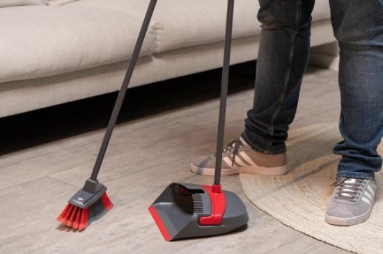 Prekės „Šluotelė su kotu ir semtuvu 92cm Dirt Devil“ paveikslėlis