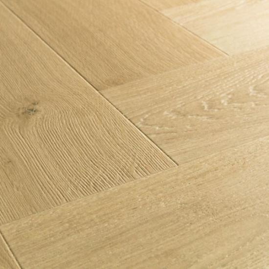 Prekės „Laminuotos grindys Quick-Step, Herringbone 90° eglutė Cardamom ąžuolas, IMD8242, 655x131x8mm, 32 klasė, Impressive Design HydroSeal kolekcija“ paveikslėlis