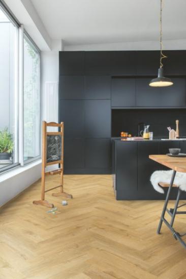 Prekės „Vinilinės grindys Quick Step, Fall oak honey, SGHBC20333, 740x129x2,5mm, 33 klasė, klijuojamas, Pristine kolekcija“ paveikslėlis