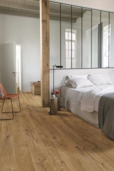 Prekės „Vinilinės grindys Quick Step, Country charm medium brown, SGSPC20316, 1219,2x184,15x2,5mm, 33 klasė, klijuojamas, Liv kolekcija“ paveikslėlis