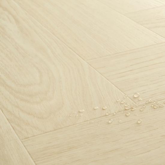 Prekės „Vinilinės grindys Quick-Step, Pure ąžuolas polar, AVHBU40361, 630x126x5+1mm, 33 klasė, su užraktu ir su paklotu, Ciro kolekcija“ paveikslėlis
