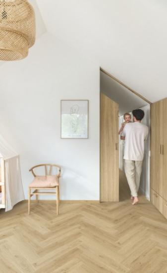 Prekės „Vinilinės grindys Quick-Step, Botanic rusvas ąžuolas, AVHBU40362, 630x126x5+1mm, 33 klasė, su užraktu ir su paklotu, Ciro kolekcija“ paveikslėlis
