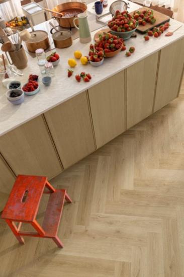 Prekės „Vinilinės grindys Quick-Step, Botanic rusvas ąžuolas, AVHBU40362, 630x126x5+1mm, 33 klasė, su užraktu ir su paklotu, Ciro kolekcija“ paveikslėlis
