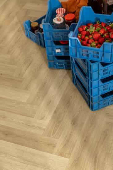 Prekės „Vinilinės grindys Quick-Step, Botanic rusvas ąžuolas, AVHBU40362, 630x126x5+1mm, 33 klasė, su užraktu ir su paklotu, Ciro kolekcija“ paveikslėlis
