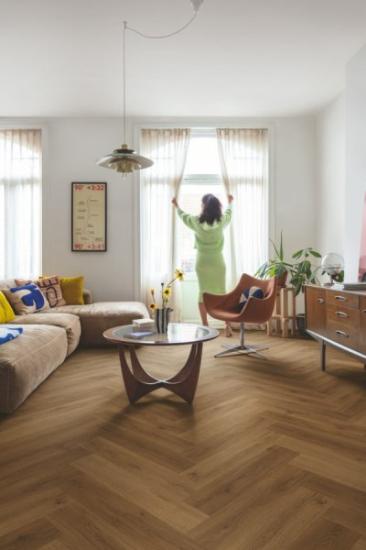 Prekės „Vinilinės grindys Quick-Step, Botanic caramel ąžuolas, AVHBU40364, 630x126x5+1mm, 33 klasė, su užraktu ir su paklotu, Ciro kolekcija“ paveikslėlis