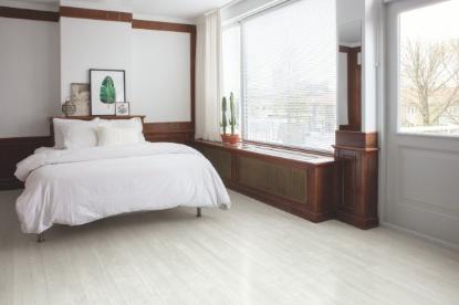 Prekės „Vinilinės grindys Quick-Step, Snow pušis, AVMPU40204, 1494x209x5+1mm, 33 klasė, su užraktu ir su paklotu, Bloom kolekcija“ paveikslėlis