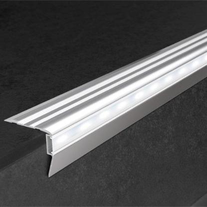 Prekės „Profilis, aliuminis anoduotas sidabrinis su LED, h 43,5 mm, L 2,7 m“ paveikslėlis