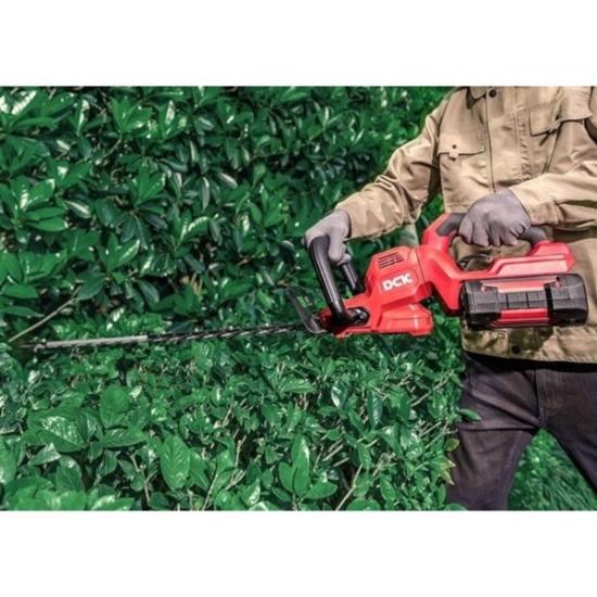 Prekės „Akumuliatorinės bešepetėlinės gyvatvorių žirklės 65cm, 58V, KDHT58261EK , DCK (2x2,5Ah akumuliatorius, įkroviklis)“ paveikslėlis