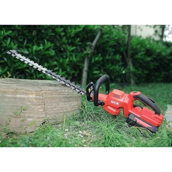 Prekės „Akumuliatorinės bešepetėlinės gyvatvorių žirklės 65cm, 58V, KDHT58261EK , DCK (2x2,5Ah akumuliatorius, įkroviklis)“ paveikslėlis