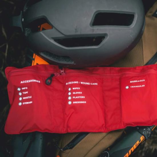 Prekės „Dviratininkų vaistinėlė Lifesystems Bike First Aid Kit“ paveikslėlis