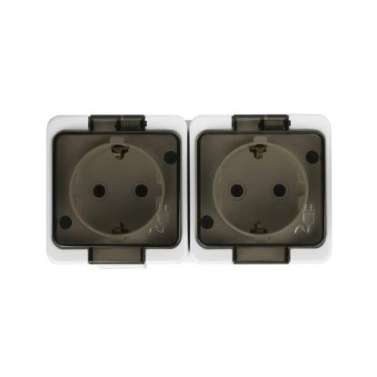 Prekės „Dvigubas vandeniui atsparus lizdas su dangteliu s/m 2p+Z 16A, 250V, SCHUKO IP44“ paveikslėlis