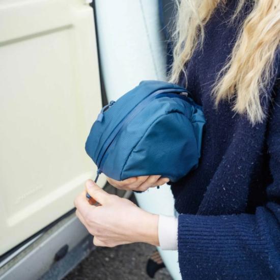 Prekės „Kelioninė kosmetinė Lifeventure Folding Wash Bag - Mėlyna“ paveikslėlis