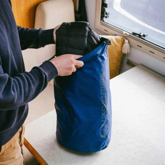 Prekės „Sauskrepšys Lifeventure Stormlight DryBag 15l - Tamsiai mėlyna“ paveikslėlis