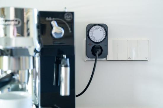 Prekės „Laikmatis mechaninis 24 valandų MZ-20 pilkos spalvos Brennenstuhl“ paveikslėlis
