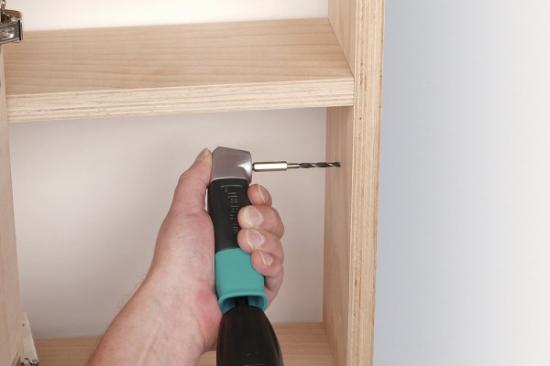 Prekės „Laikiklis elektiniam gręžtuvui 1/4" kampinis 90° su guoliais sukimo antgaliams Wolfcraft 4688000“ paveikslėlis
